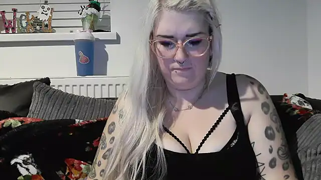 Sizzling Indie36 online show from 10-14-25, 10:42