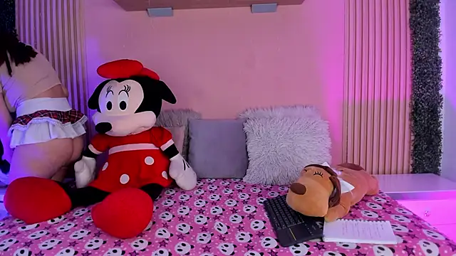 Sophie joyy online show from 12-19-25, 03:54