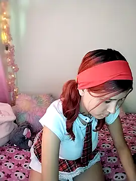 Snapshot of Sophie_joyy chatting on 10-07-25, 07:04 Sophie joyy online show from 10-07-25, 07:04