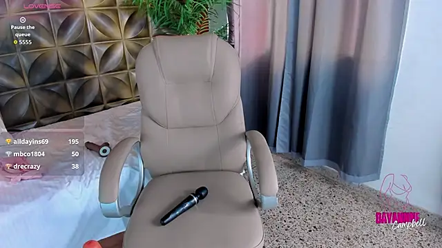 Dayanne campbelll online show from 01-11-26, 02:13