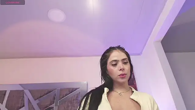 Meghann sweet1993 online show from 07-06-26, 06:53