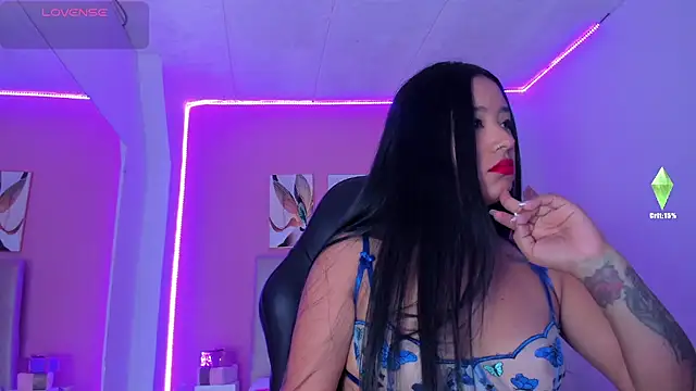 Molly h0t online show from 12-19-25, 12:40