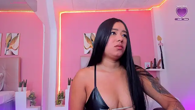 Molly h0t online show from 10-20-25, 12:17