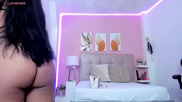 Molly h0t online show from 04-21-26, 12:34