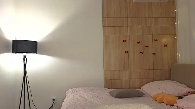 minigirl online show from 02-28-26, 04:06