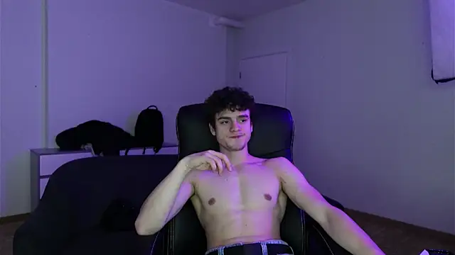 Brad Holloway online show from 12-21-25, 01:46