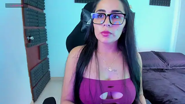 hannarusso online show from 05-04-26, 08:22