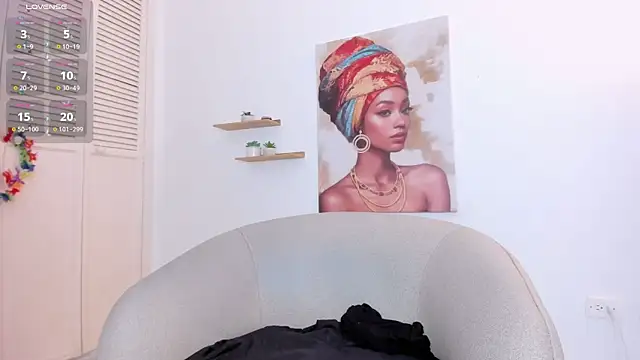 Layla arabelle online show from 10-13-25, 07:26