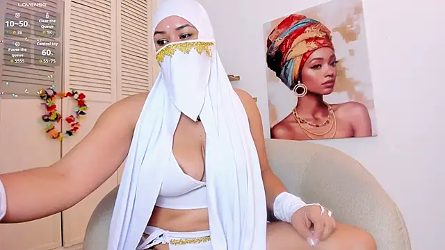 Layla arabelle online show from 10-10-25, 08:31