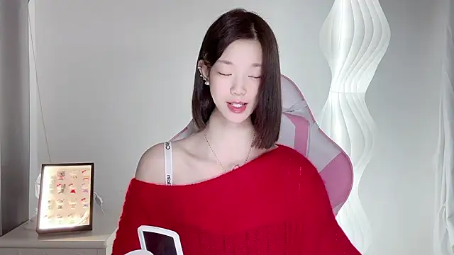 Snapshot of Gogo-888 chatting on 10-10-25, 11:55 Gogo-888 online show from 10-10-25, 11:55