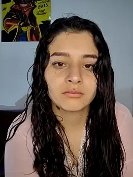 Snapshot of LilithAndKai chatting on 11-09-25, 05:06 LilithAndKai online show from 11-09-25, 05:06