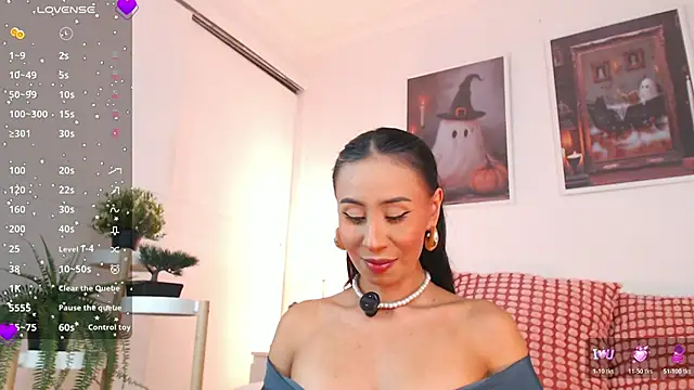 Valen ross  online show from 11-28-25, 12:33