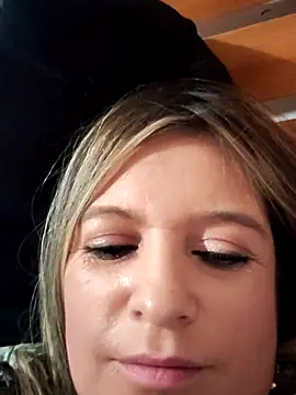 Snapshot of Samanta_SS chatting on 03-16-25, 06:20 Samanta SS online show from 03-16-25, 06:20