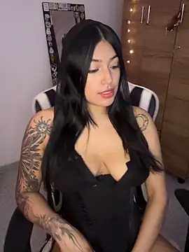 KatianPierce online show from 05-25-26, 03:22