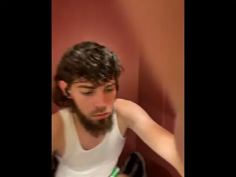 bwcizThrobbing online show from 10-24-25, 08:24