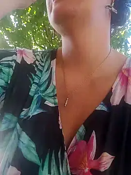 emiliemilf online show from 04-02-26, 05:41