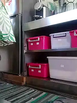 emiliemilf online show from 03-28-26, 07:48