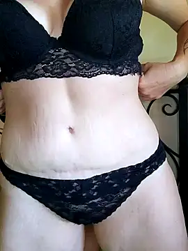 Snapshot of emiliemilf chatting on 02-26-26, 07:58 emiliemilf online show from 02-26-26, 07:58