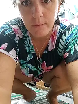 emiliemilf online show from 03-24-26, 06:41