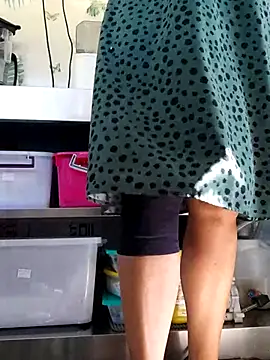 emiliemilf online show from 03-31-26, 07:38