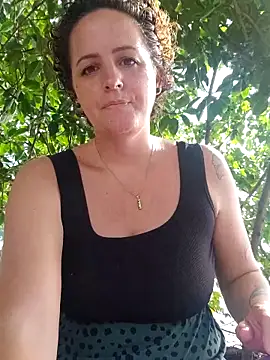 emiliemilf online show from 04-10-26, 06:37