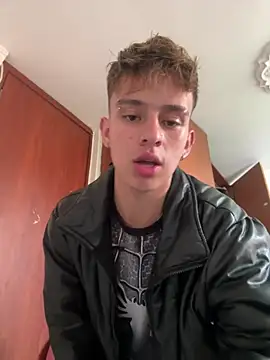 LiamWildx20 online show from 03-22-26, 07:59