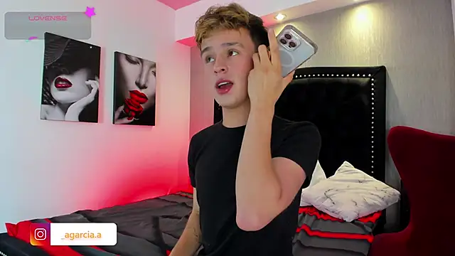 LiamWildx20 online show from 02-19-26, 05:04