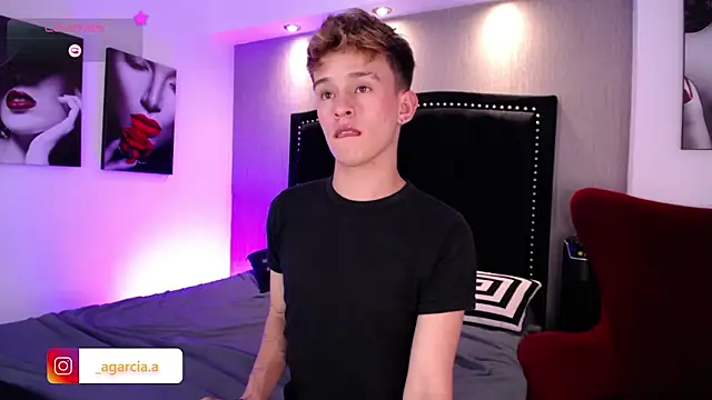 LiamWildx20 online show from 02-11-26, 05:07