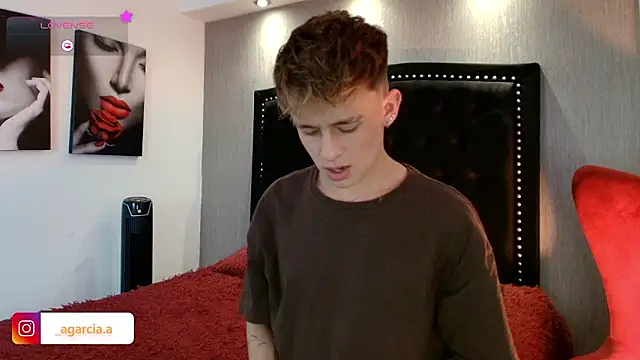 LiamWildx20 online show from 01-17-26, 05:11