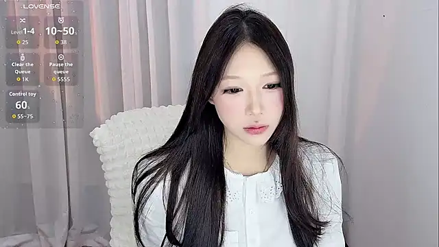 Snapshot of -monica-tina- chatting on 05-30-26, 08:36 -monica-tina- online show from 05-30-26, 08:36