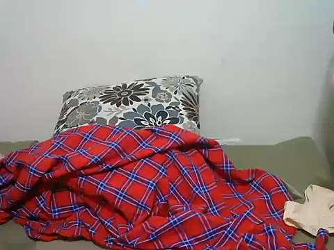 Snapshot of Aurora_Angel chatting on 03-16-25, 01:38 Aurora Angel online show from 03-16-25, 01:38