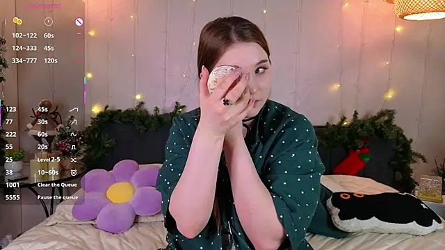 ConstanceHelms online show from 01-06-26, 05:11