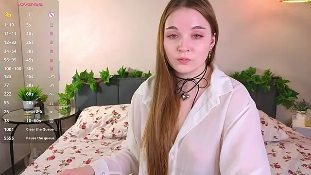 ConstanceHelms online show from 12-21-25, 05:20