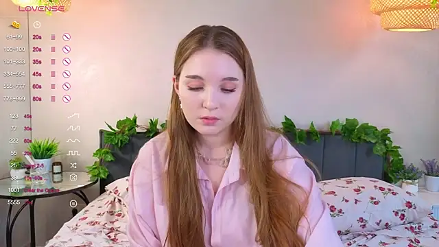 ConstanceHelms online show from 10-05-25, 05:09