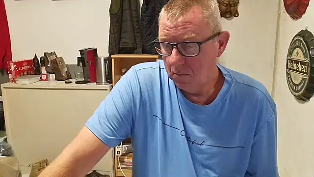 JamesBauer online show from 04-12-26, 04:49