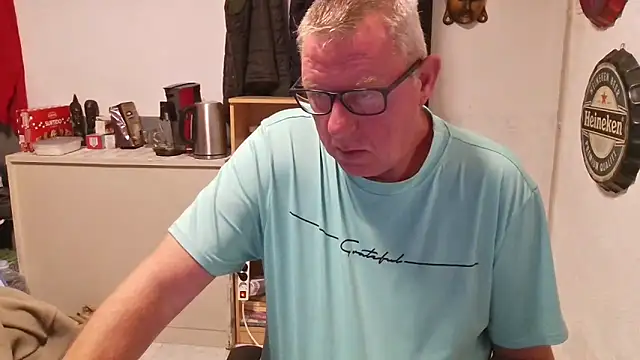 JamesBauer online show from 04-14-26, 04:17