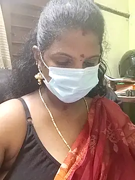 Snapshot of poojaa-rani chatting on 10-23-25, 05:11 poojaa-rani online show from 10-23-25, 05:11