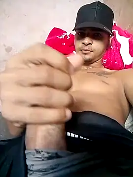 317894 online show from 10-06-25, 02:18