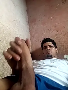 317894 online show from 11-08-25, 06:33