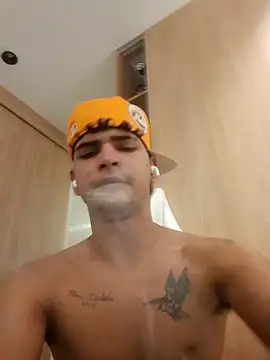 317894 online show from 03-03-26, 08:43