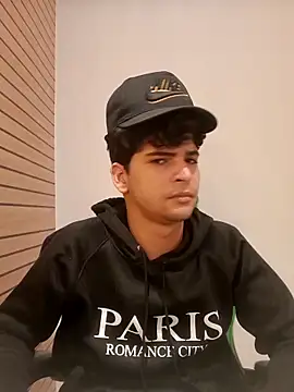 317894 online show from 04-06-26, 08:43