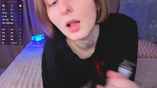 c0ralynx online show from 04-02-26, 07:09