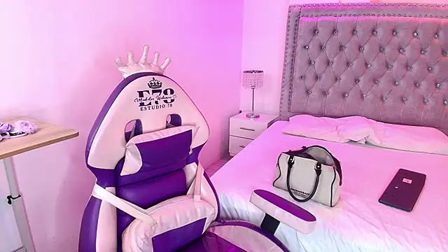 Lia adamsss online show from 06-02-26, 03:50