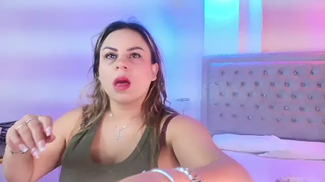 Lia adamsss online show from 05-13-26, 03:57