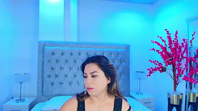 Snapshot of Lia_adamsss chatting on 10-17-25, 01:42 Lia adamsss online show from 10-17-25, 01:42