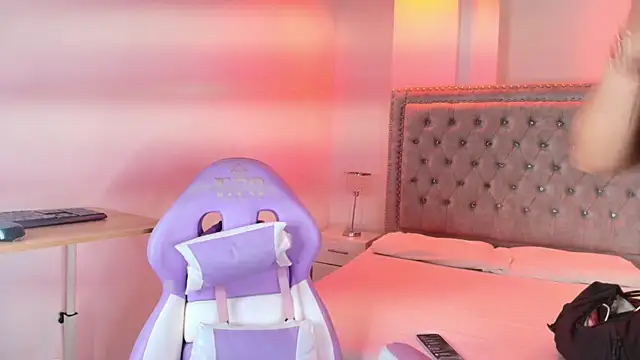 Lia adamsss online show from 04-10-26, 03:35