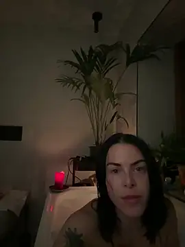 missninasparkle online show from 10-12-25, 07:48