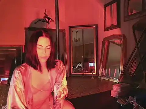 missninasparkle online show from 10-16-25, 09:12