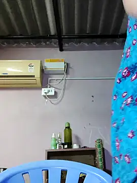 JENNIFERtamil online show from 01-17-26, 01:04