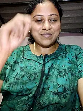 JENNIFERtamil online show from 04-07-26, 07:43